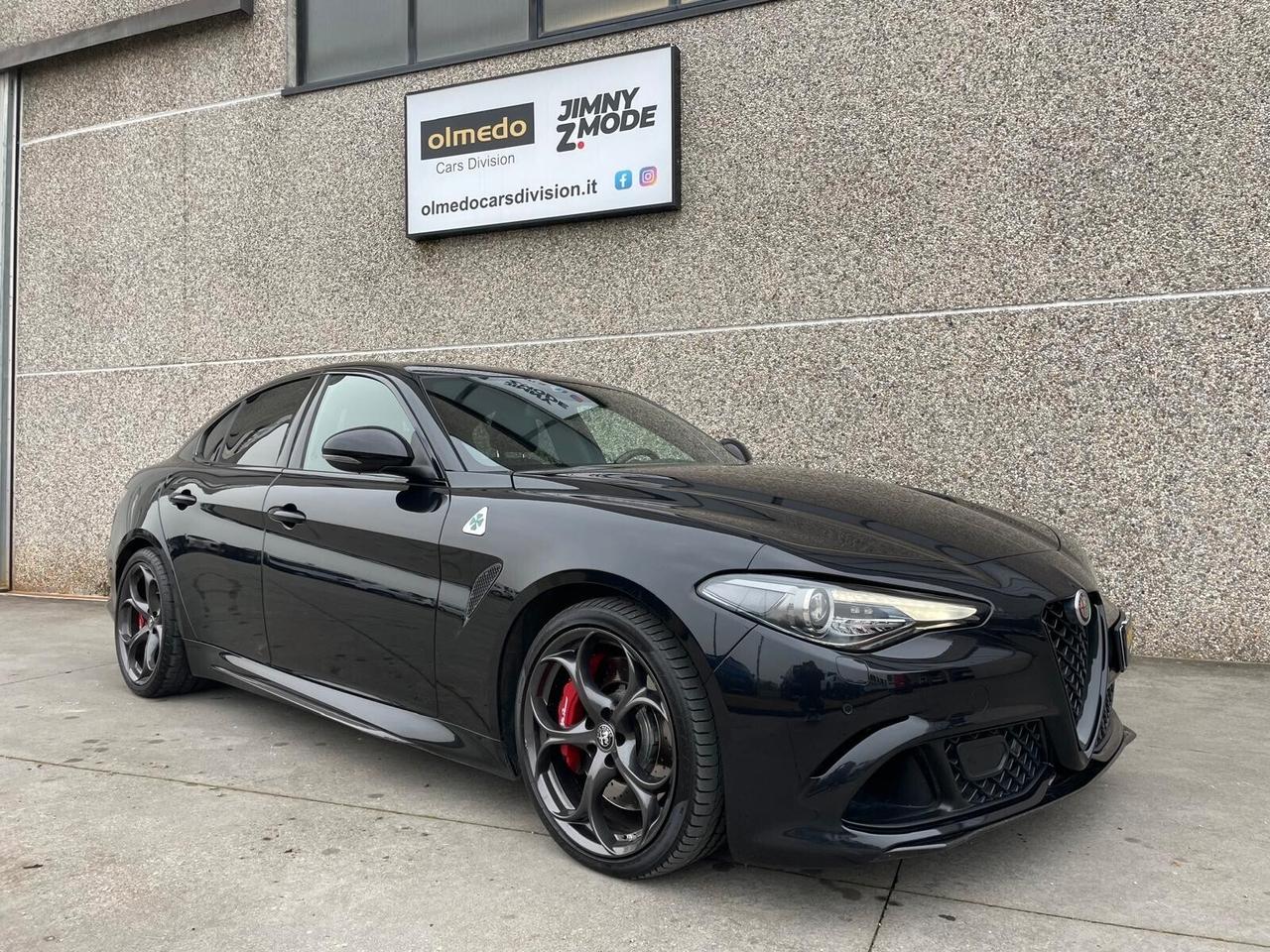 Alfa Romeo Giulia 2.9 V6 Bi-Turbo AT8 Quadrifoglio