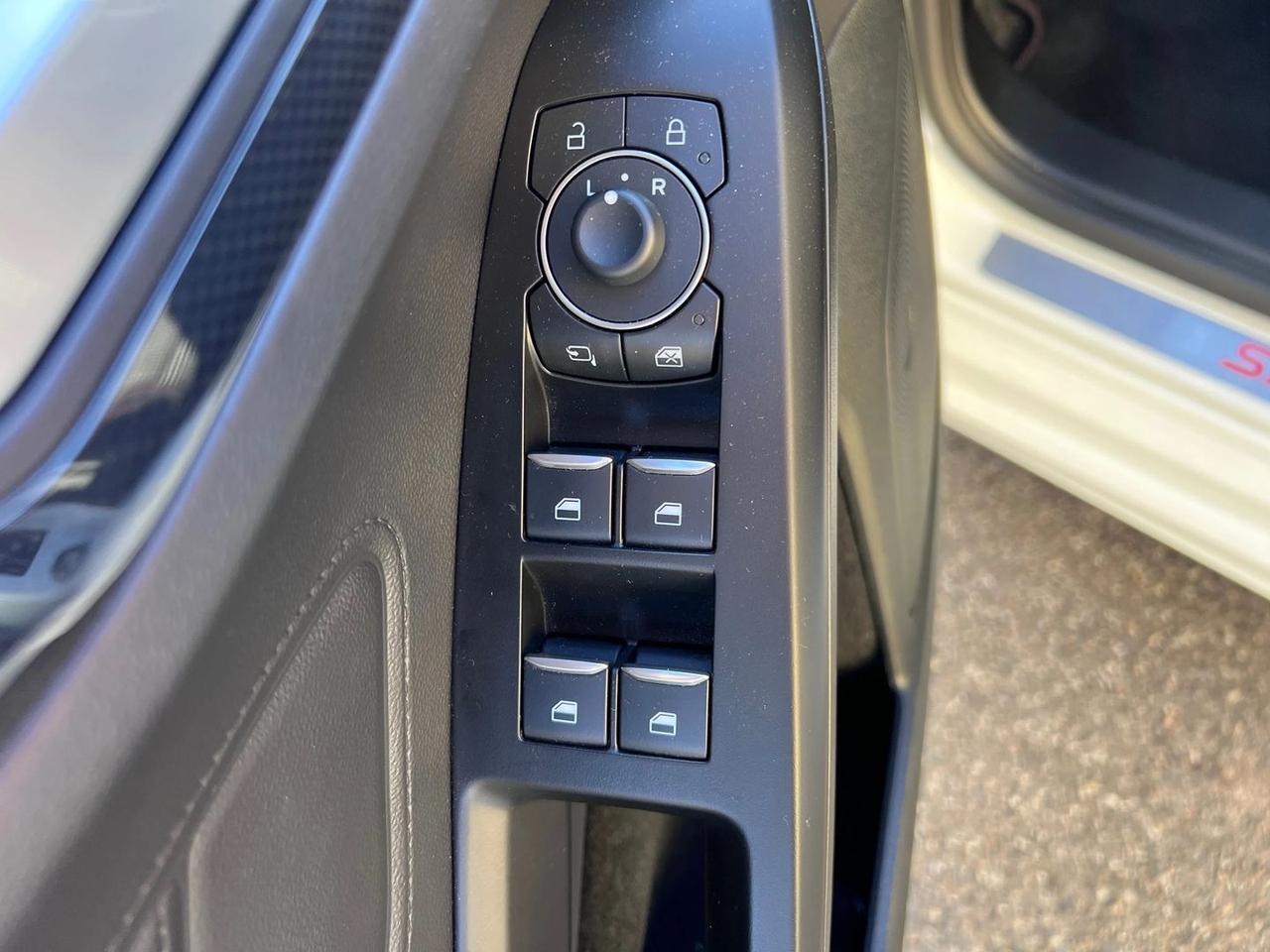 Ford Focus 1.0 EcoBoost mHEV ST Line X #8155