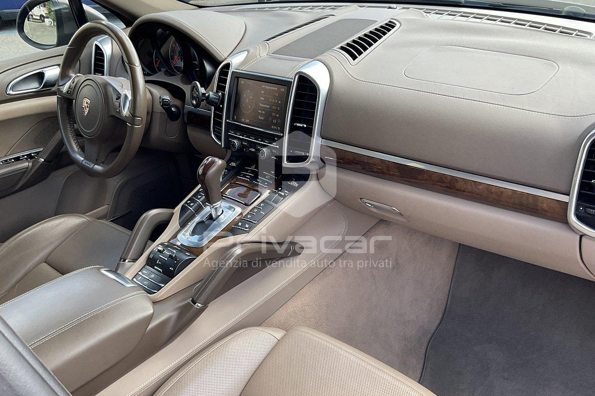 PORSCHE Cayenne 4.8 S