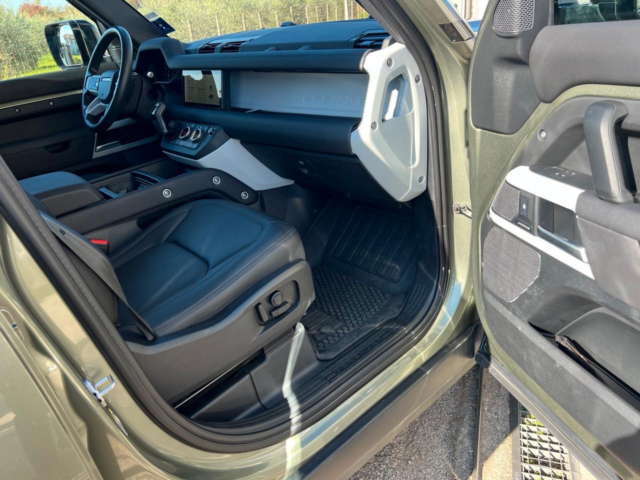 Land Rover Defender 90 3.0D I6 200 CV AWD Auto SE