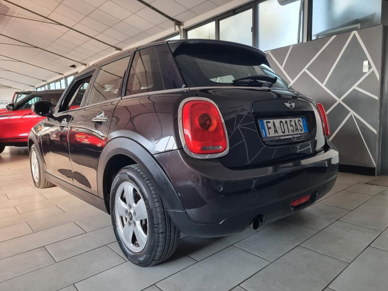 Mini 1.2 One 5 porte NEOPATENTATI