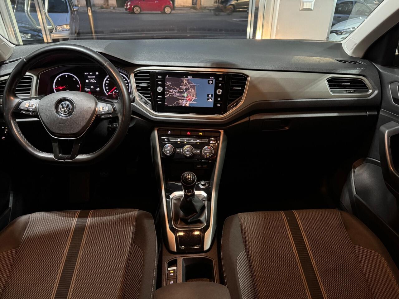 Volkswagen T-Roc 1.6 TDI SCR Business BlueMotion Technology