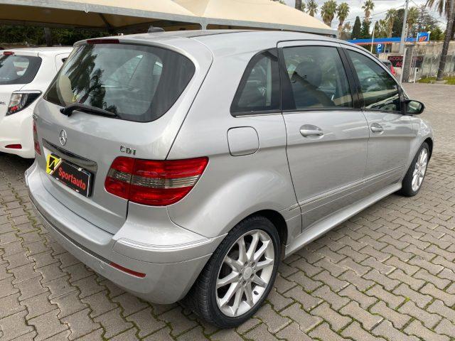 MERCEDES-BENZ B 180 CDI Sport