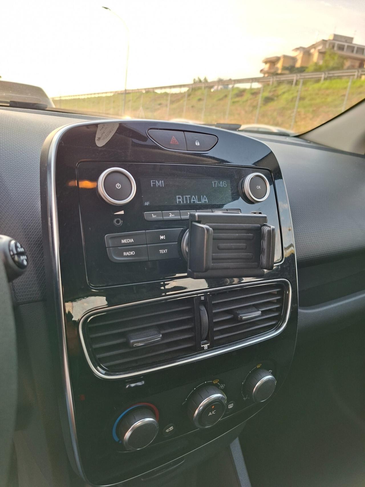 Renault Clio dCi 8V 90CV Start&Stop Intens