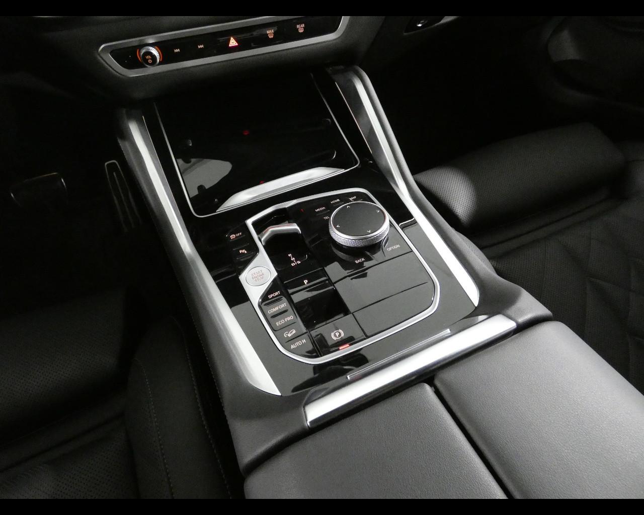 BMW X6 (G06/F96) - X6 xDrive30d 48V Msport Pro