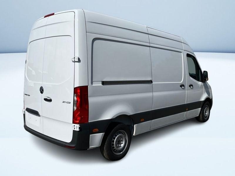 Mercedes-Benz Sprinter 211 CDI F 39/30