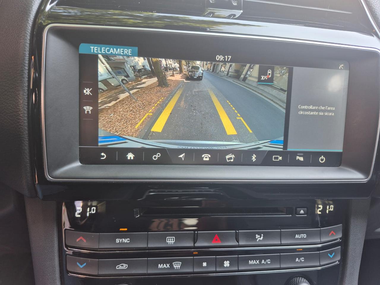 Jaguar F-Pace 2.0 D 180 CV AWD Prestige