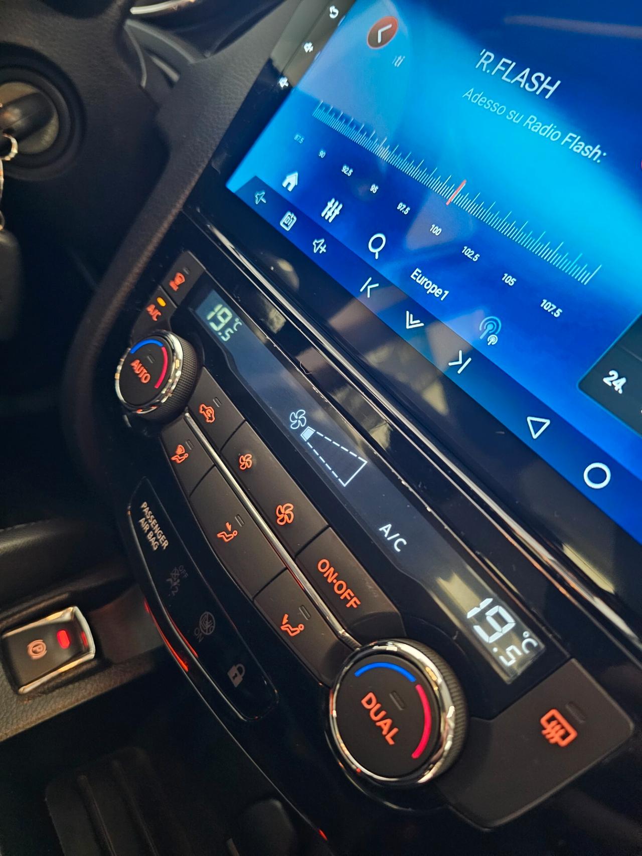 Nissan Qashqai 1.5 dCi N-Connecta