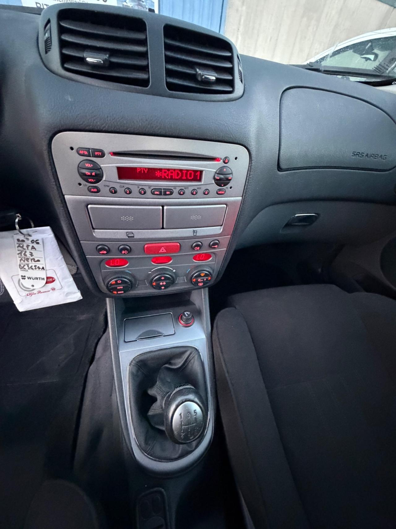 Alfa Romeo 147 1.6 16V TS 5 porte Distinctive