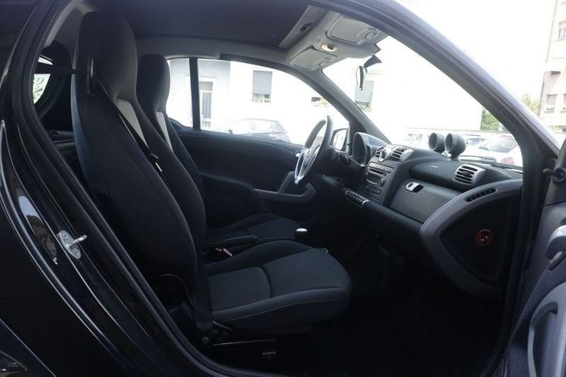 smart fortwo smart fortwo 1000 52 kW MHD coupé passion Unicoproprietario