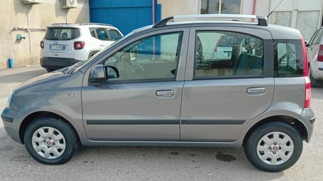 Fiat Panda 1.3 mjt/75cv-full-2011