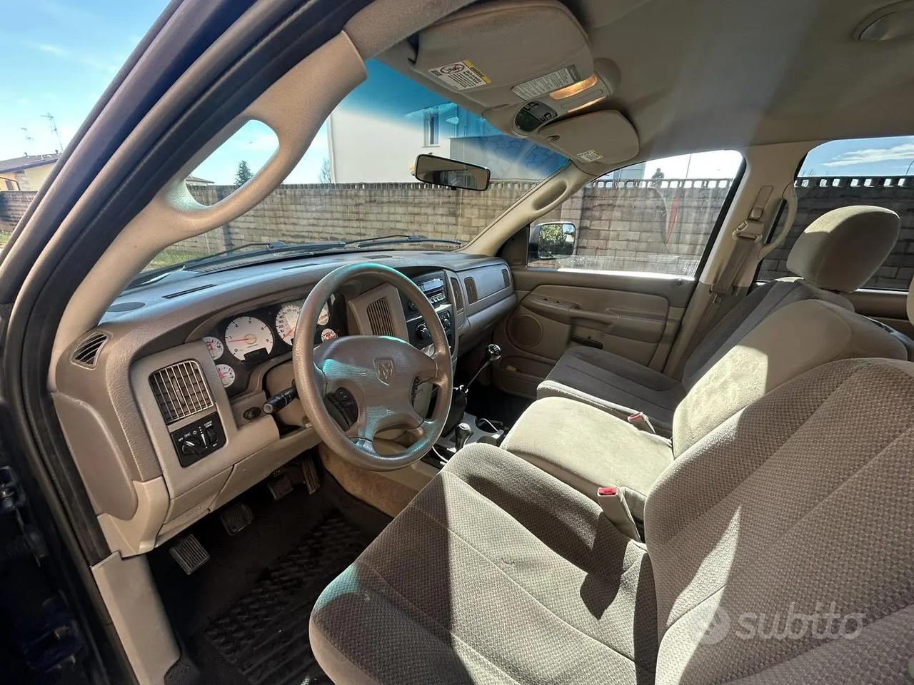 Dodge ram 3500 5.9 cummins gemellato