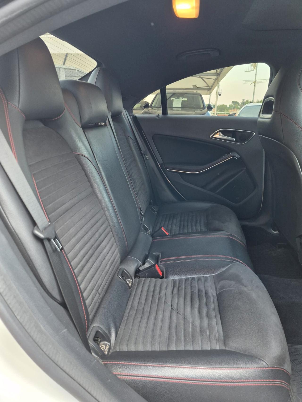 Mercedes-benz CLA 200 CDI Premium