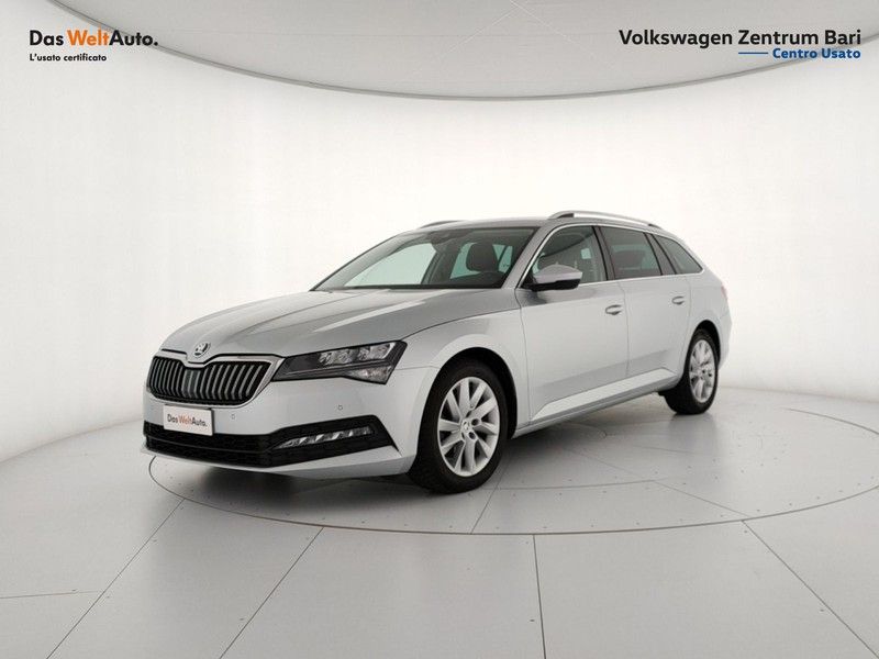 Skoda Superb wagon 2.0 tdi executive 150cv dsg my17