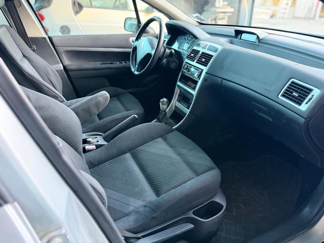 Peugeot 307 1.6 16V 5porte benzina e a gpl