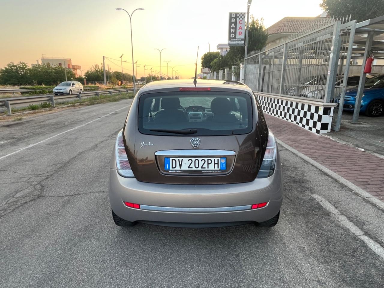 Lancia Ypsilon 1.2 Oro Unipro2009