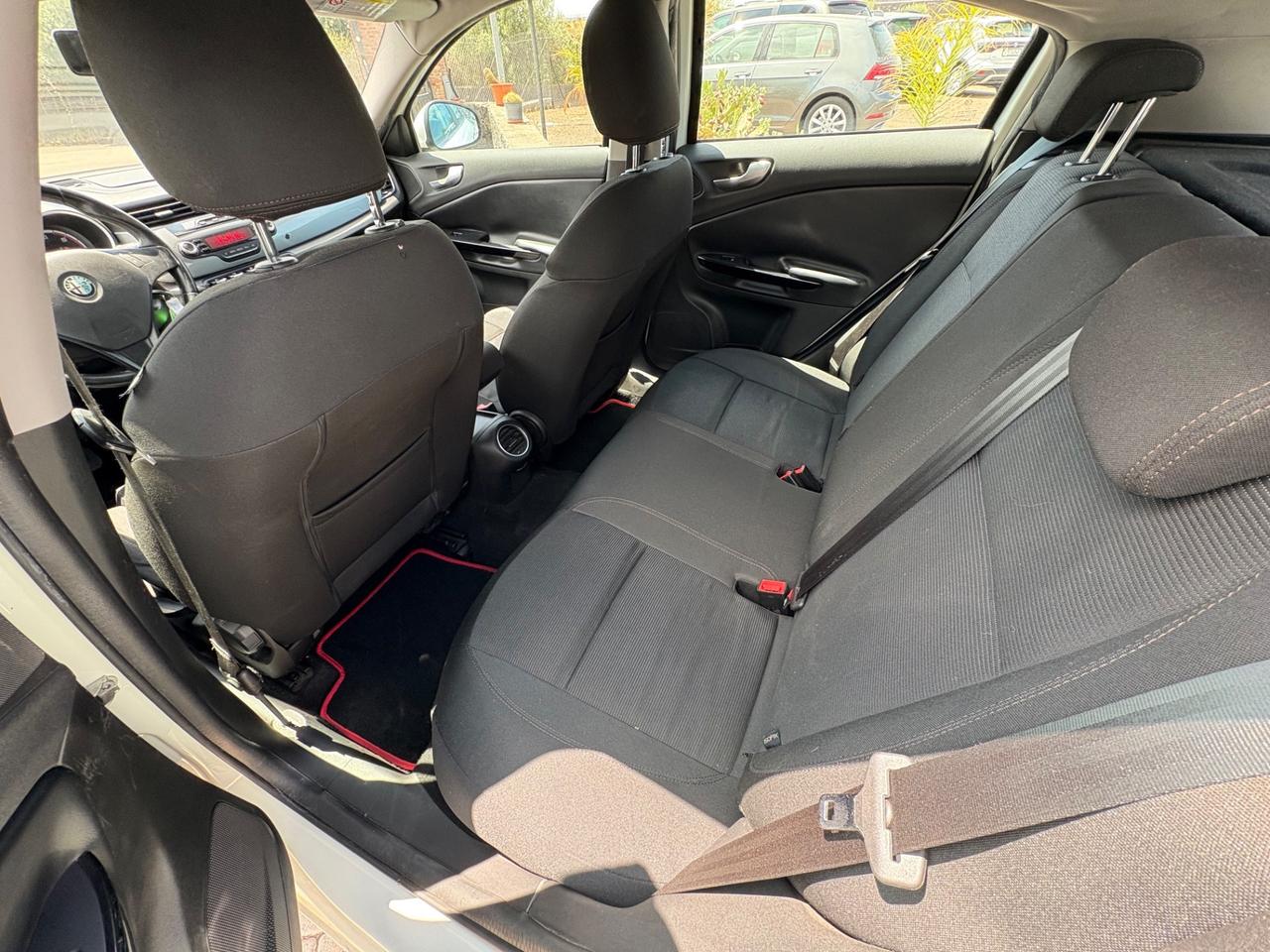 Alfa Romeo Giulietta 2.0 JTDm-2 140 CV Distinctive