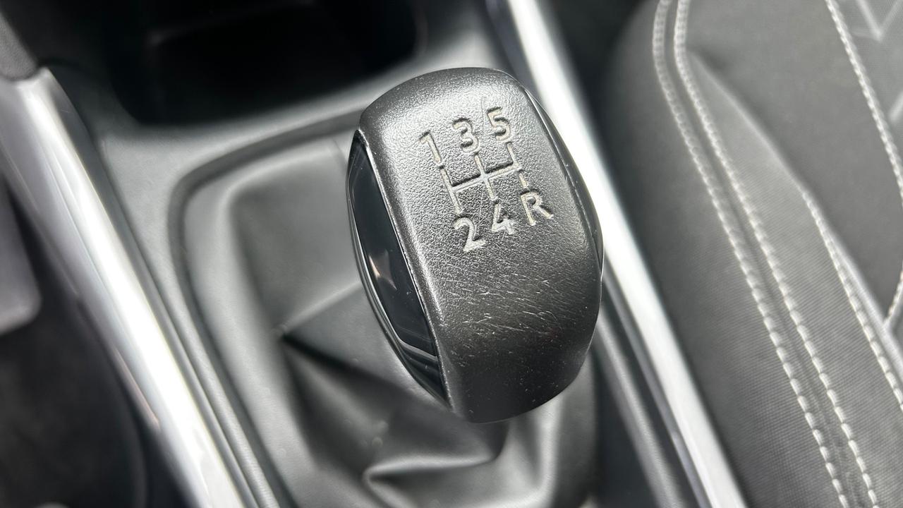 Peugeot 2008 BlueHDi 75 Active 124000km
