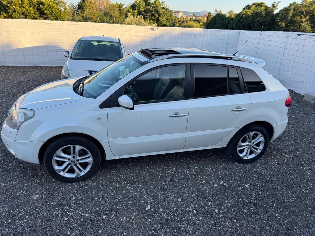 RENAULT KOLEOS