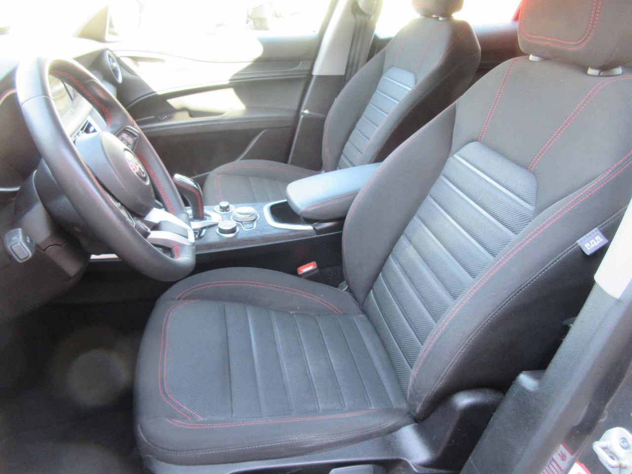 Alfa Romeo Stelvio 2.2 Turbodiesel 190 CV AT8 RWD Business