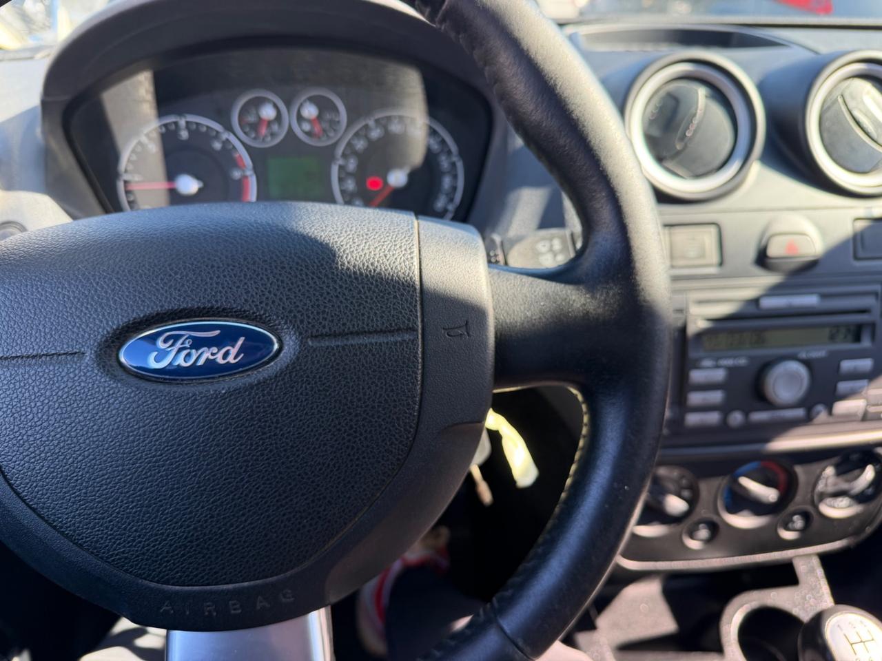 Ford Fiesta 1.4 TDCI 69cv Titanium/165.000KM