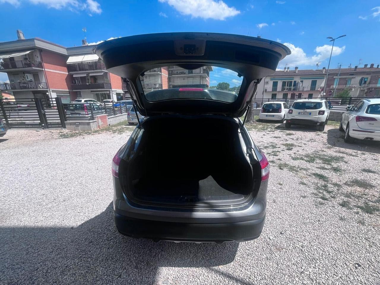 Nissan Qashqai 1.5 dCi Tekna