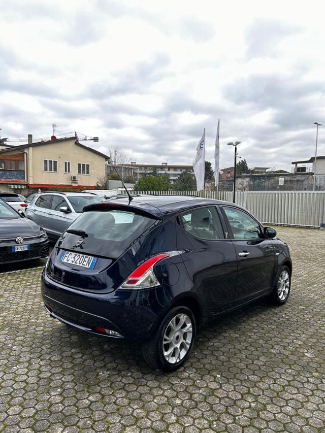 LANCIA Ypsilon 1.2 69 CV 5 porte Elefantino NEO PATENTATO