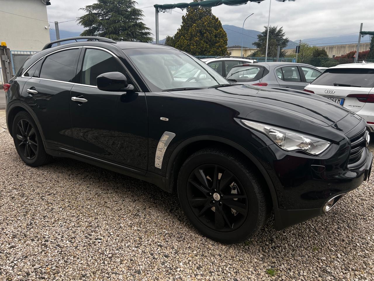 Infiniti FX FX30d S Premium