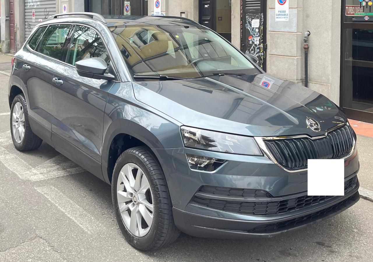 SKODA KAROQ 1.0 TSI - BENZINA - KM 43.300 - ANCHE PER NEOPATENTATI - 2022