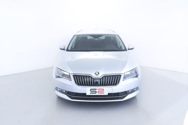 SKODA Superb 2.0 TDI 190 CV SCR DSG 4x4 Wagon Executive