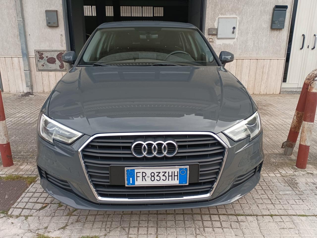 Audi A3 SPB 1.6 TDI 116 CV S tronic Design