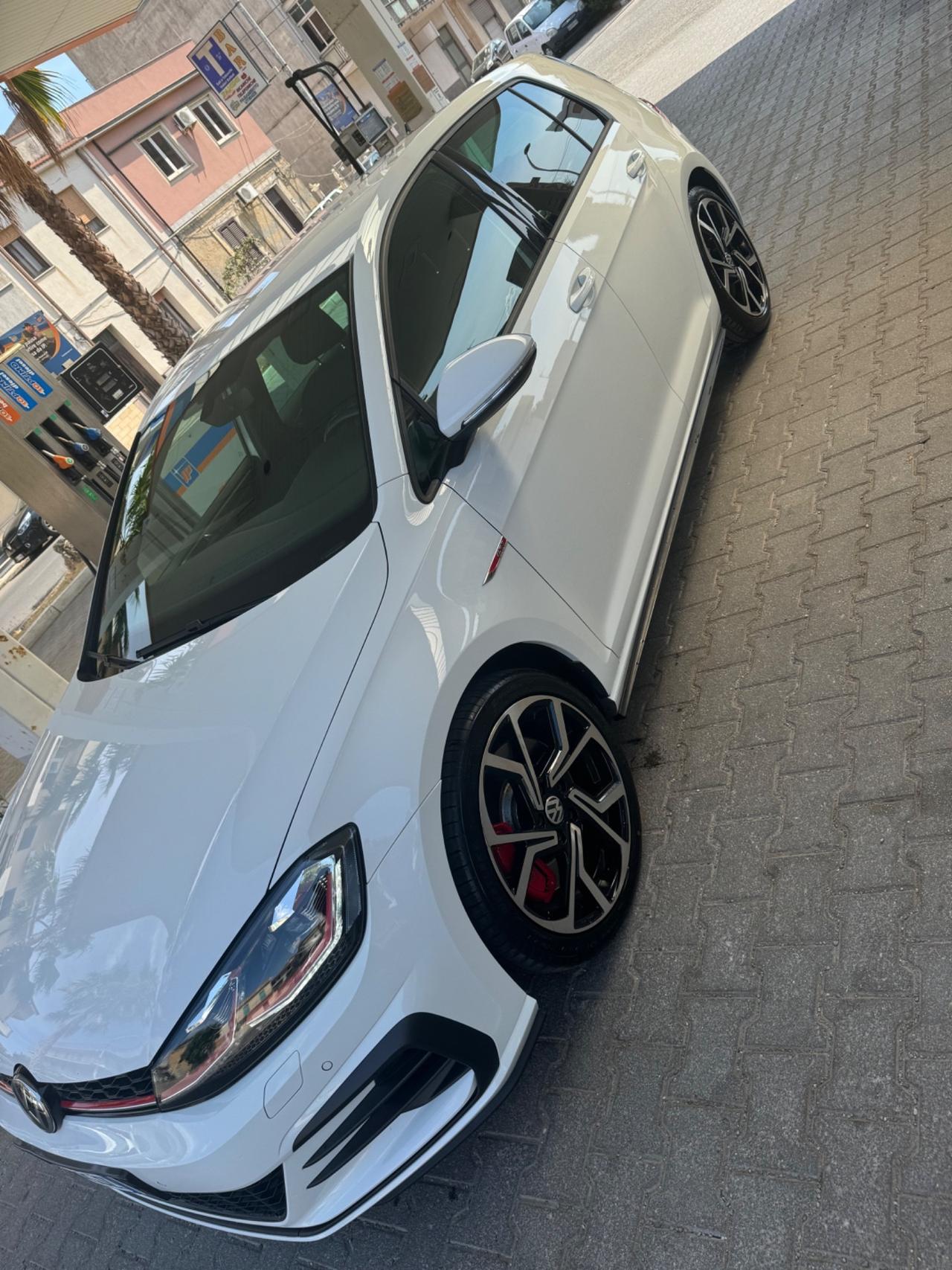 Volkswagen Golf GTI Golf GTI Performance 2.0 245 CV TSI DSG 5p. BMT