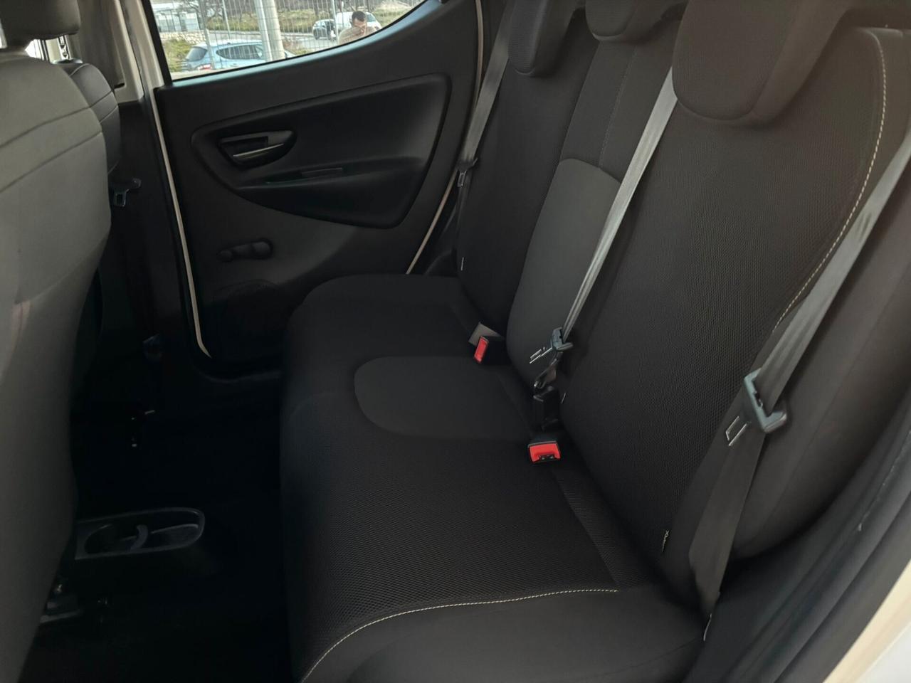 Lancia Ypsilon 1.2 69 CV 5 porte GPL Ecochic S Momodesign