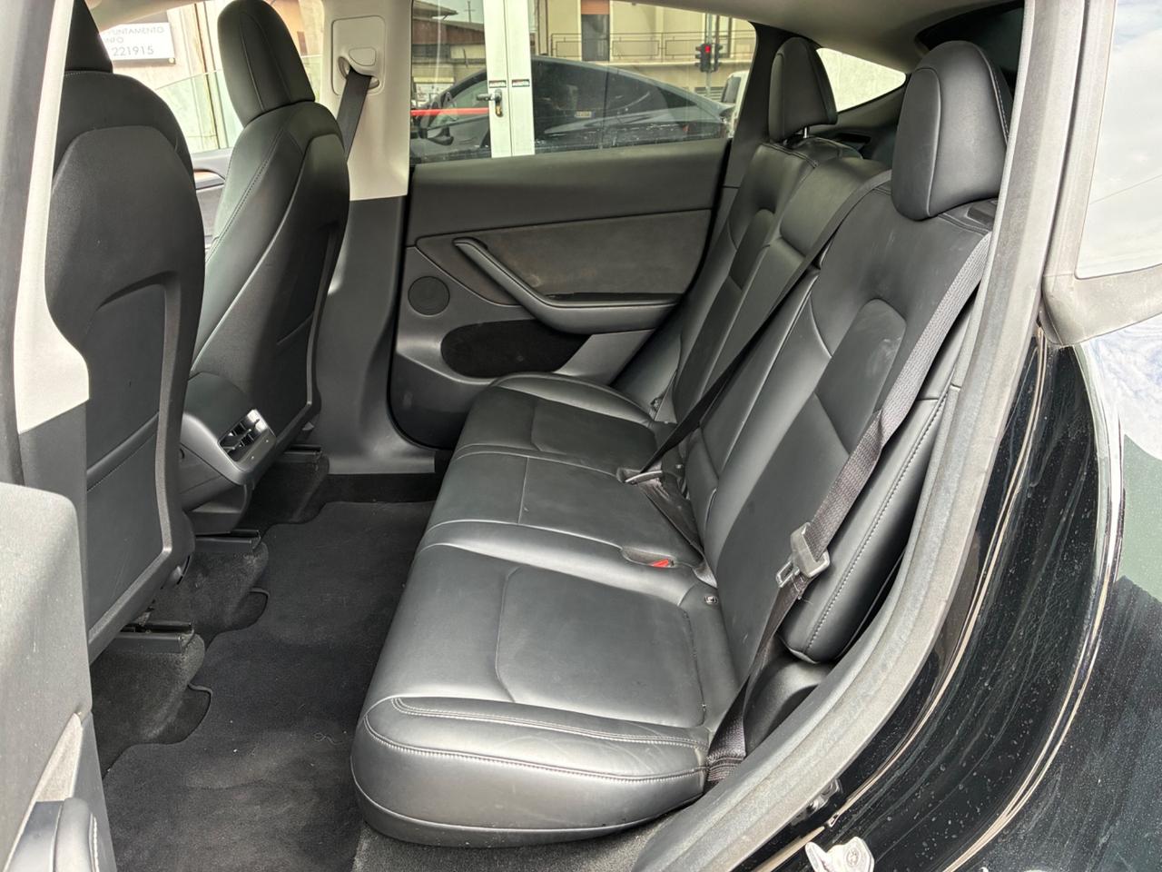 Tesla Model Y Long Range Dual Motor 4WD