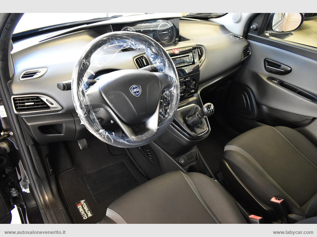 LANCIA Ypsilon 1.2 69 CV 5p. Gold