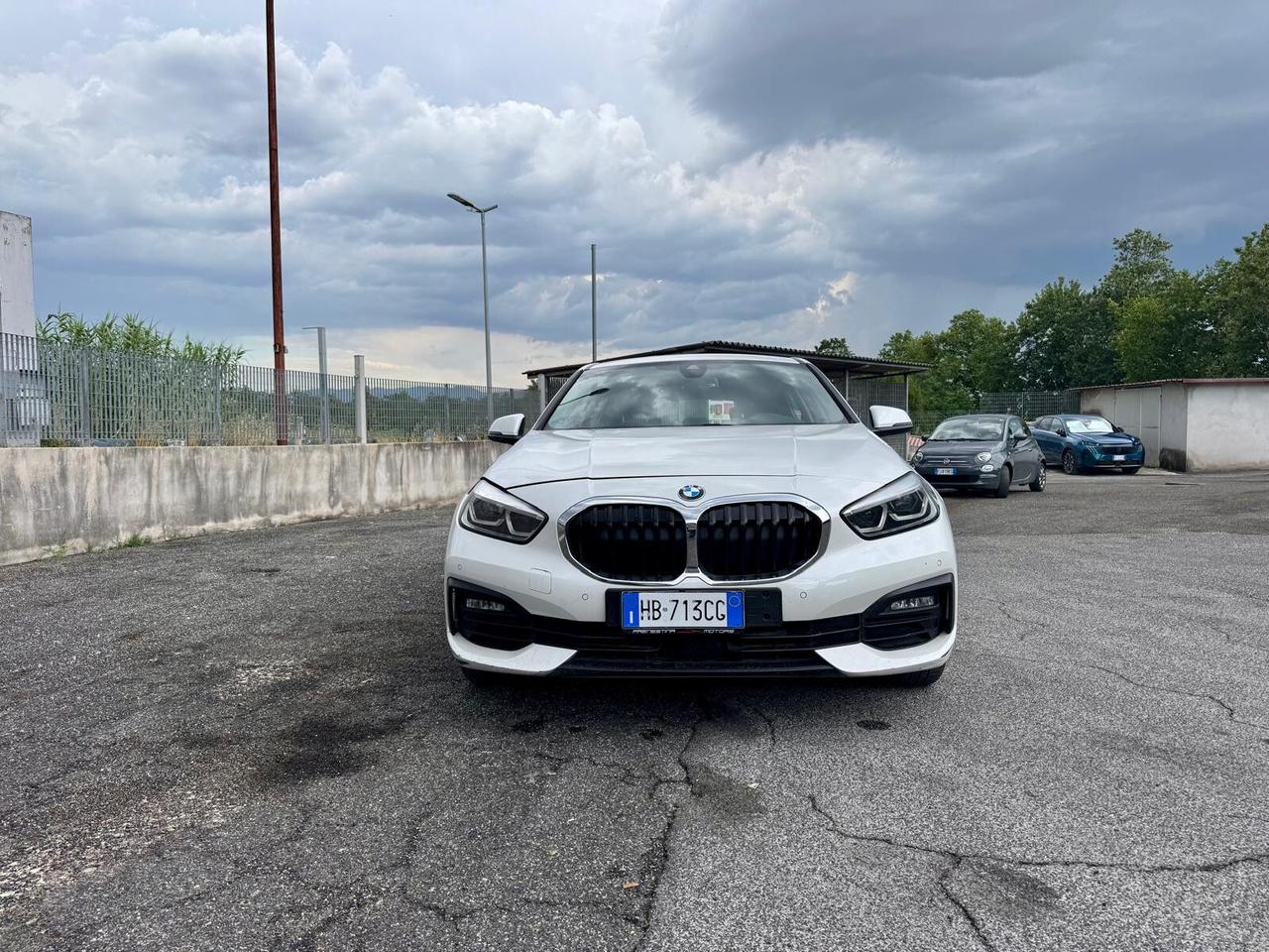 Bmw 116 116d 5p. Advantage