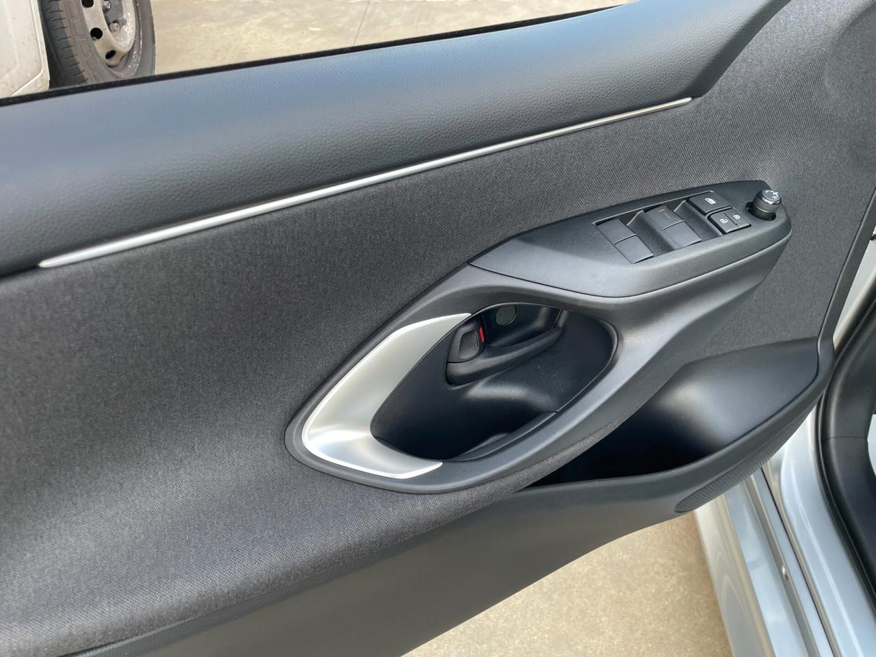 Toyota Yaris 1.5 Hybrid 92CV 5 porte Trend