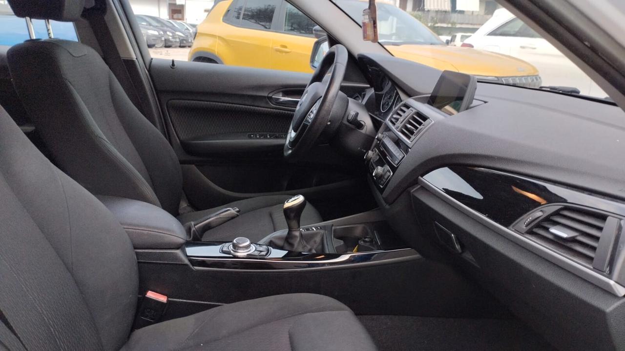 Bmw 116 116d 5p. Urban
