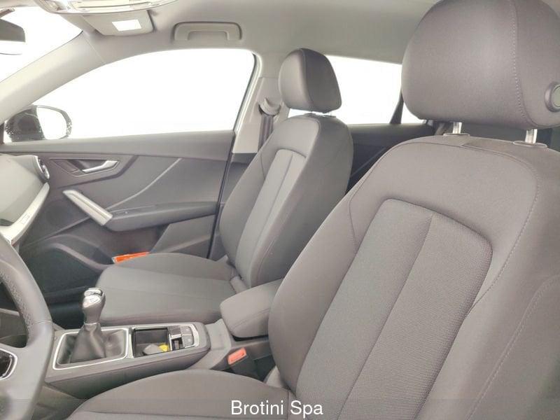 Audi Q2 1.5 35 TFSI IDENTITY BLACK