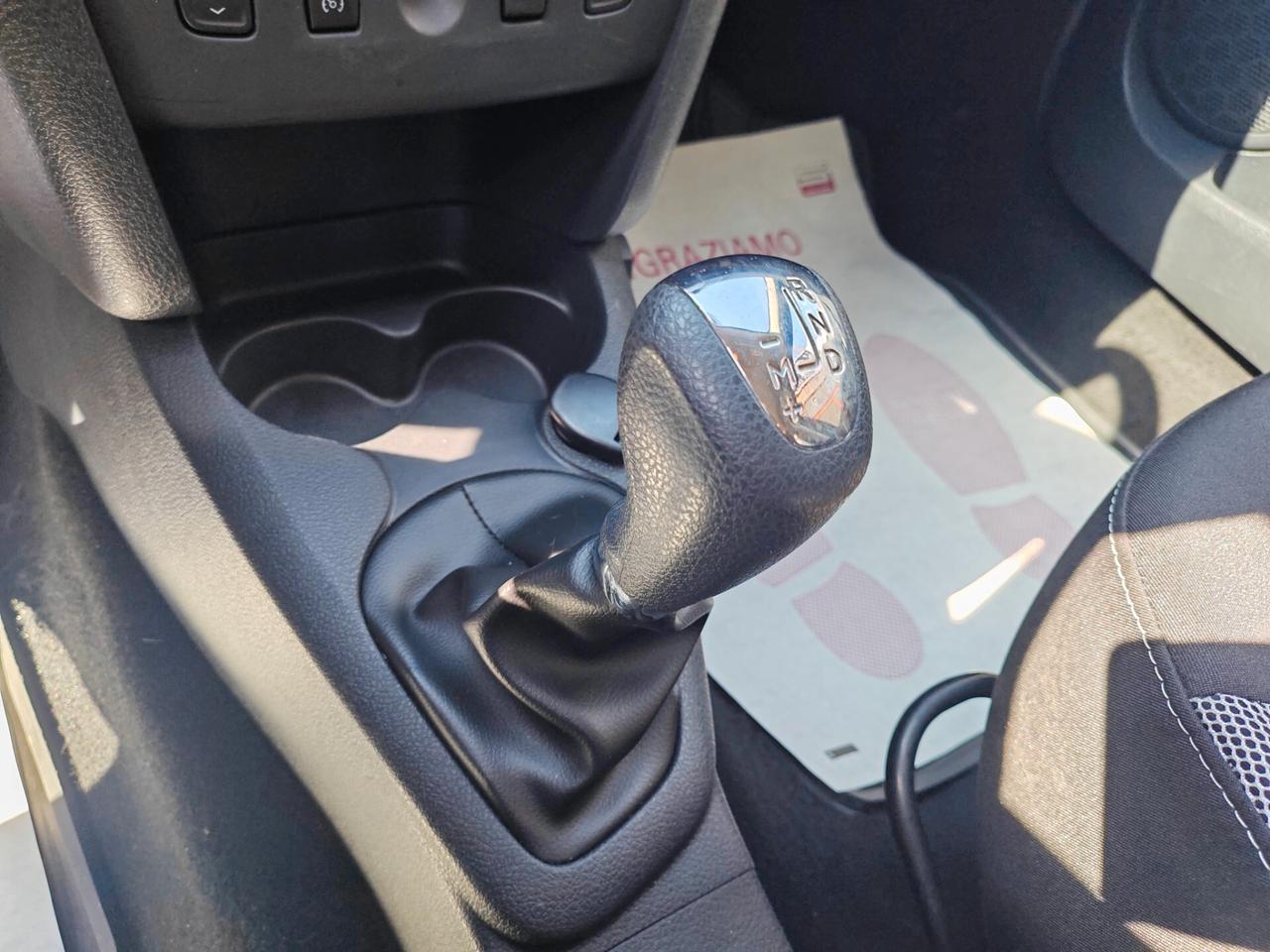 Dacia Sandero Stepway 1.5 diesel 03/2017 CV90 cambio automatico