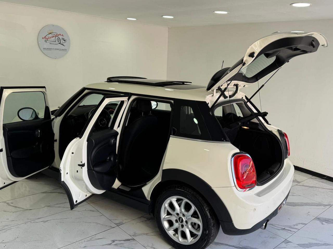 Mini 1.5 Cooper D -5 porte-GARANTITA-TETTO-2017