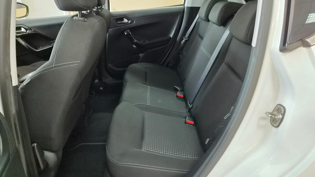 Peugeot 208 BlueHDi 75 5 porte Allure