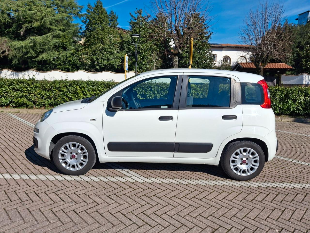 Fiat Panda 1.2 EasyPower Lounge BENZ/GPL