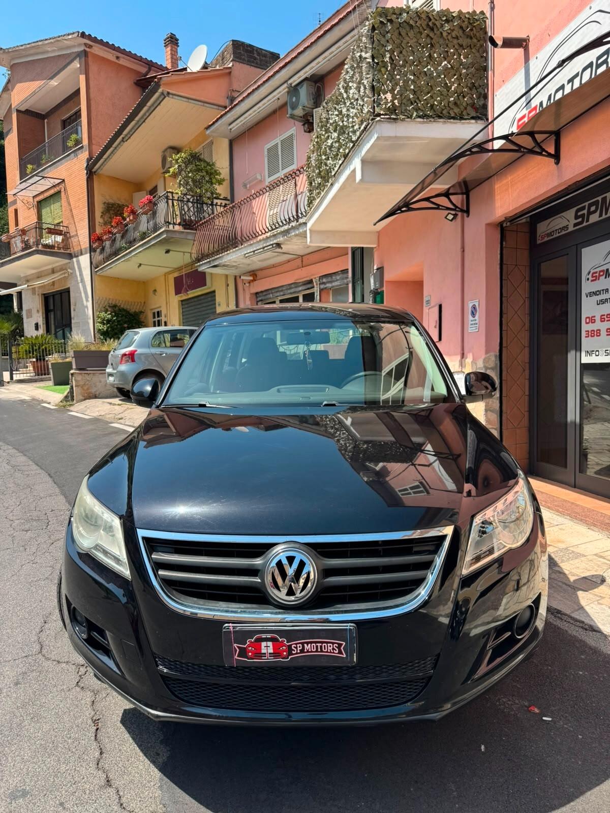 Volkswagen Tiguan 2.0 TDI 140 cv Sport & Style, ADATTA A NEOPATENTATI, TAGLIANDI CERTIFICATI, OTTIMO STATO