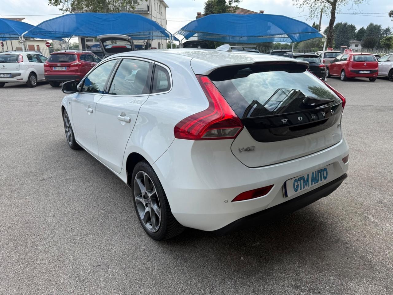 Volvo V40 D2 Ocean Race -1.6 Diesel