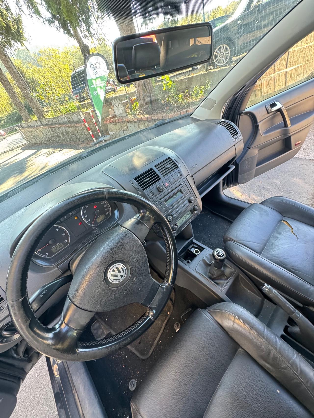 Volkswagen Polo 1.4/80CV 16V 5p. aut. Comfortline