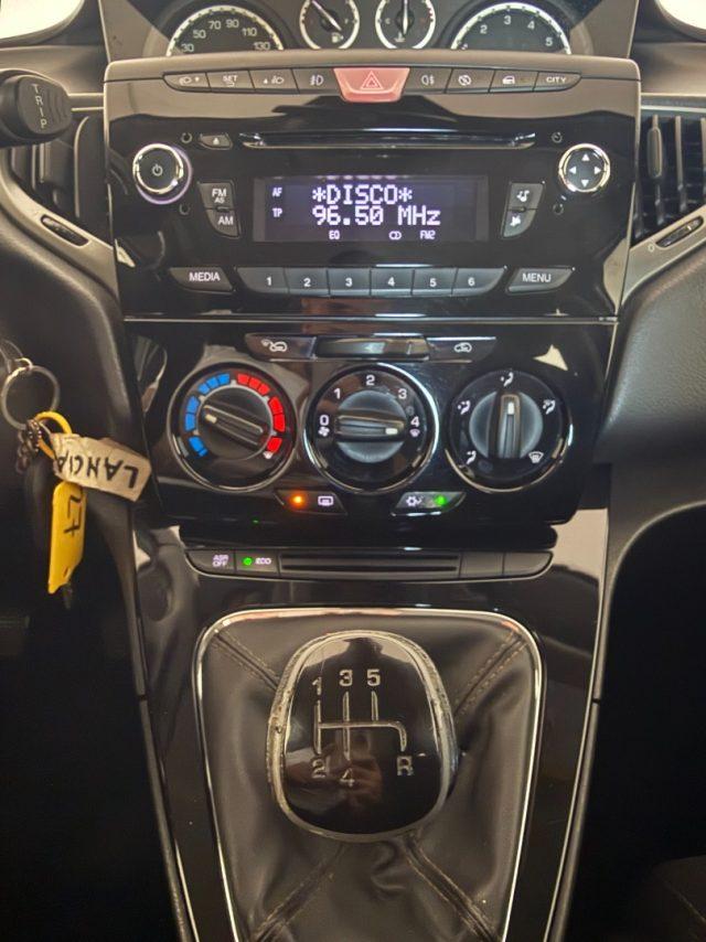 LANCIA Ypsilon 0.9 TwinAir 85 CV 5 porte S&S Silver