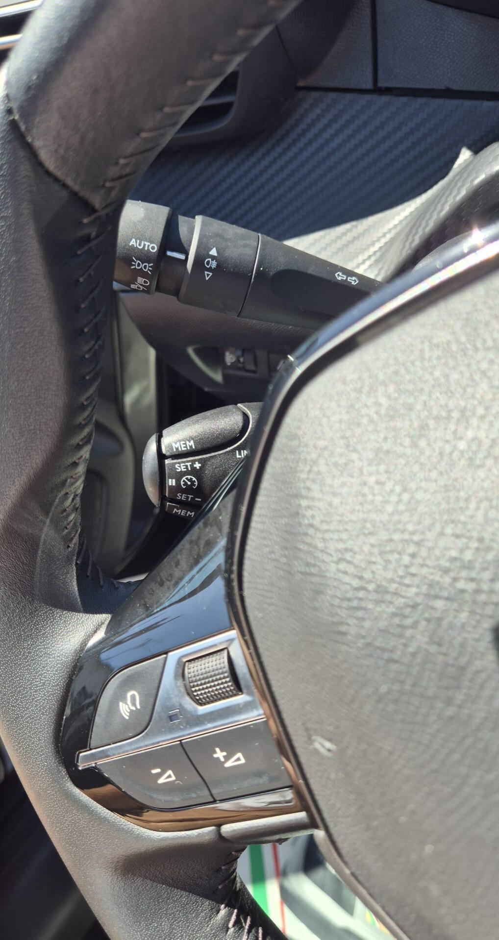 Peugeot 208 BlueHDi 100 Stop&Start 5 porte