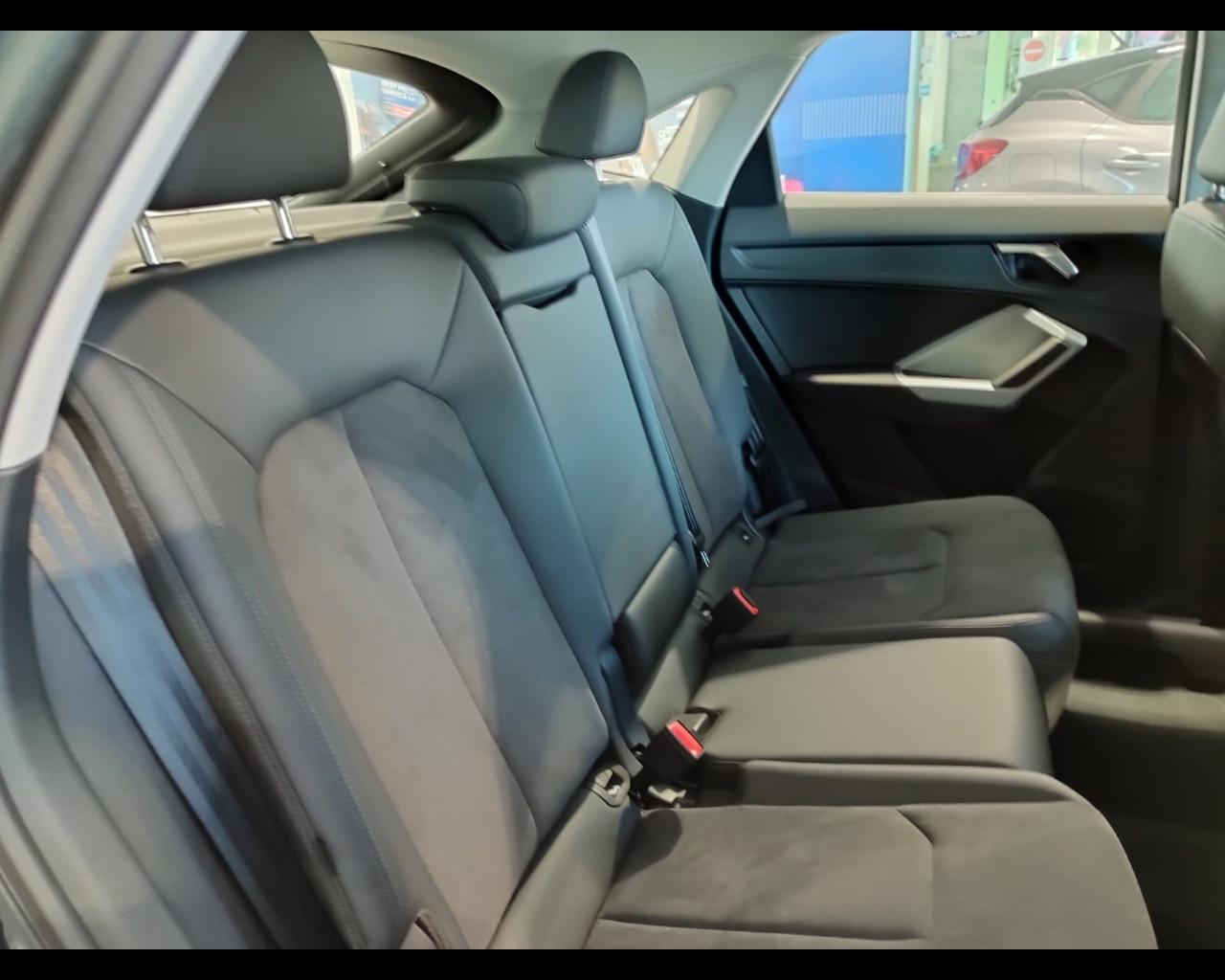 AUDI Q3 2ª serie - Q3 35 TDI quattro S tronic S line edition