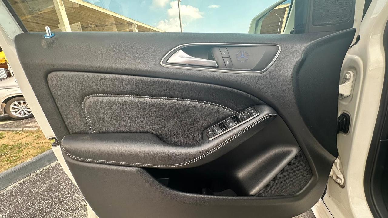 Mercedes-benz B 200 CDI BlueEFFICIENCY Premium